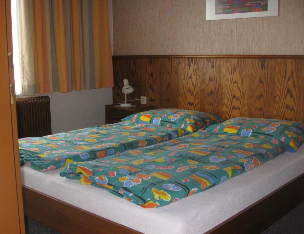 Edwards Apartment Мильстат Номер фото